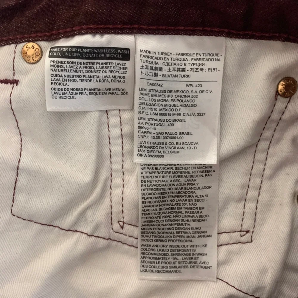 Levi's 501 Original Jeans Mens W42 L32 Burgundy‎ Maroon Button Fly Straight Leg